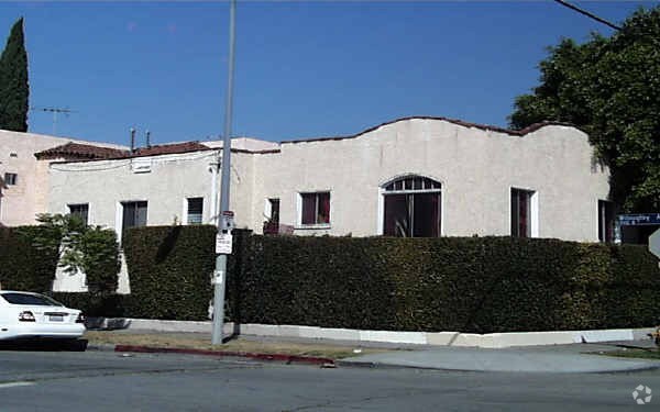 Foto del edificio - 901 N El Centro Ave
