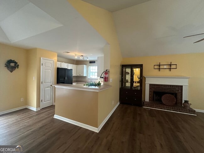 Foto del edificio - 1943 Oakbluff Way SW