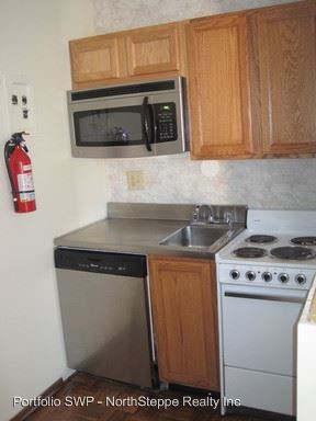 Foto del edificio - 1472-1490 Neil Ave