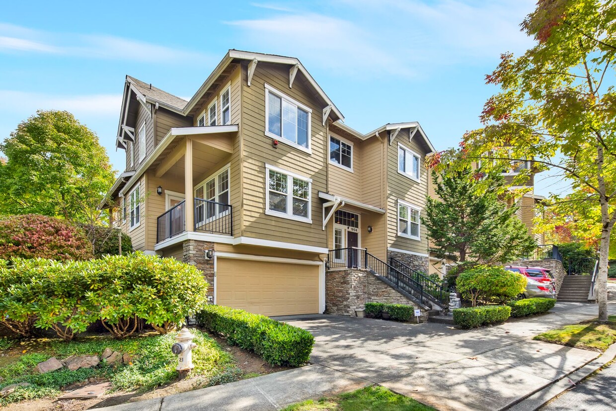 Foto principal - Corner Unit Issaquah Highlands 3 Bedroom T...