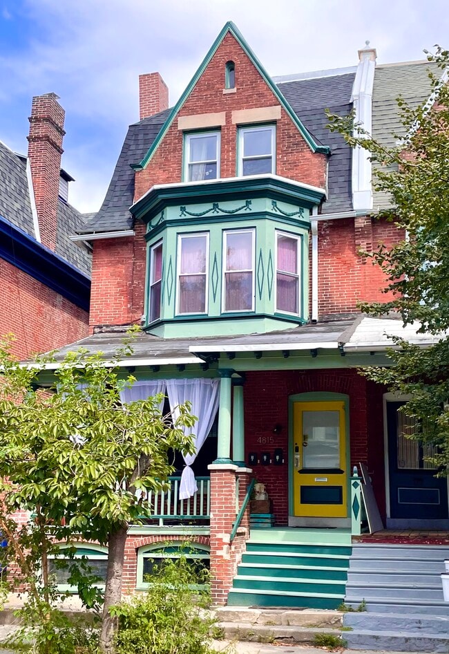 Foto del edificio - 4815 Walton Ave