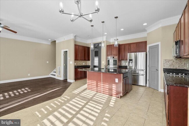 Building Photo - 43277 Tumbletree Terrace