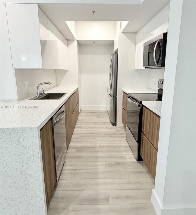 Foto del edificio - 5077 NW 7th St