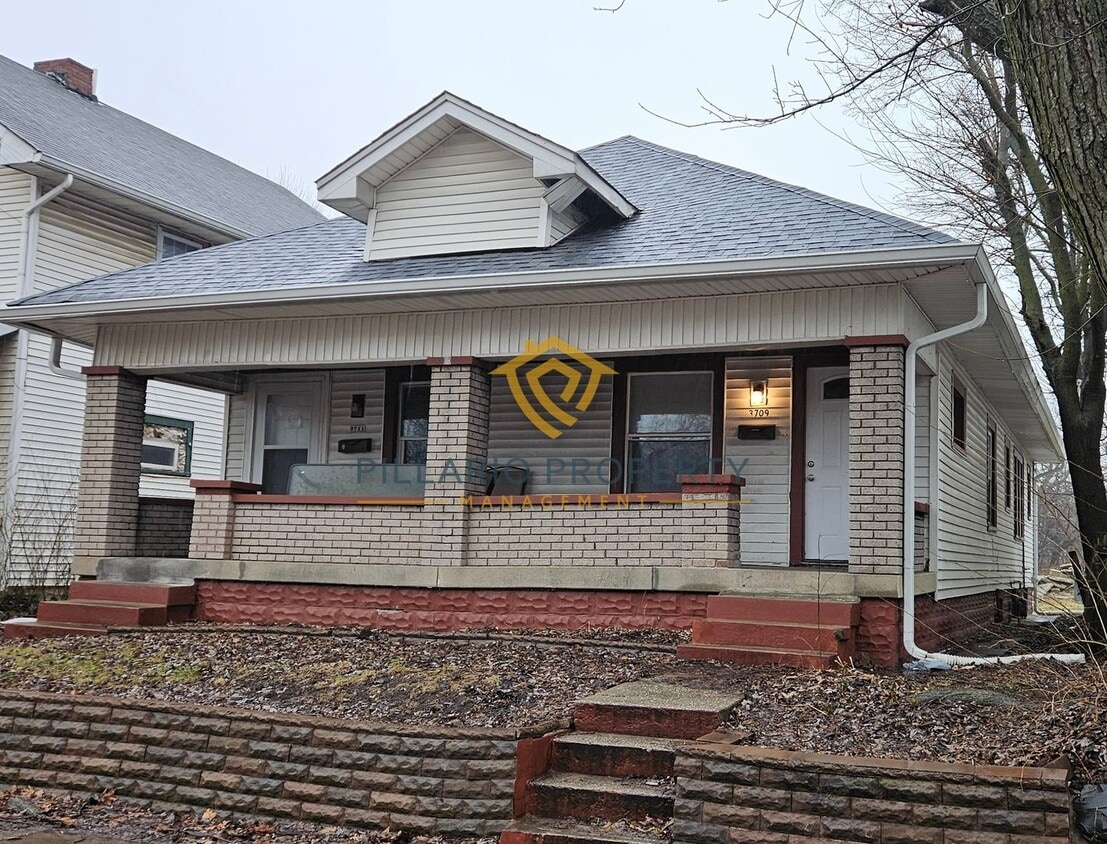 3709-3711 Brookside Pkwy S Dr - 3709-3711 Brookside Pkwy S Dr