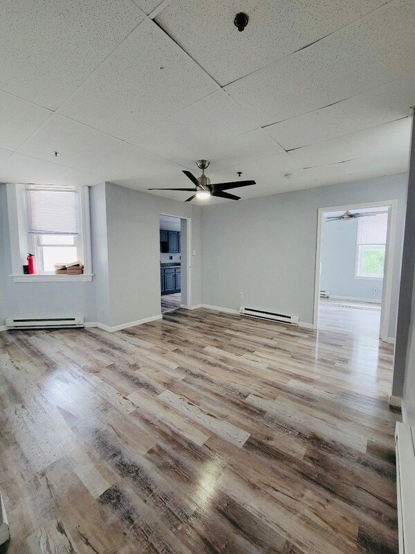 Foto del edificio - 126 N Ninth St