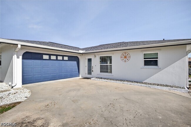 Building Photo - 27256 San Marino Dr