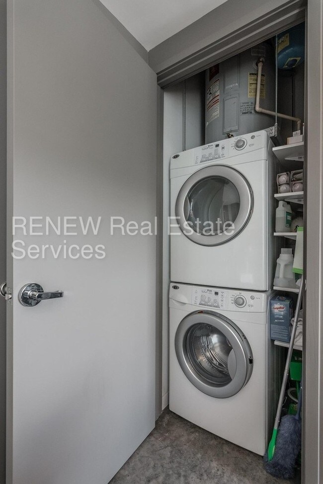 Foto del edificio - 1 Bedroom Home in the Icon Building!