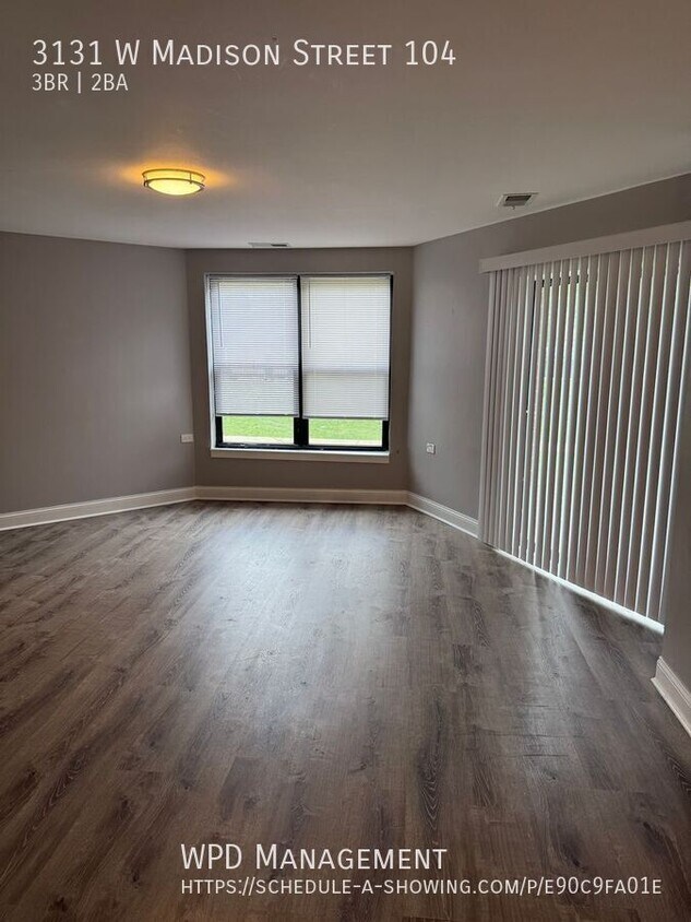 Foto principal - 3131 W Madison St