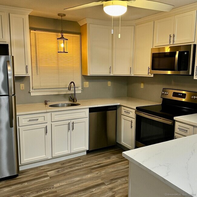 Foto del edificio - 21 Goodwin St