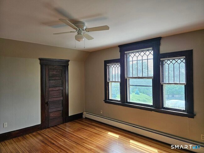Foto del edificio - 169 Winchester Ave