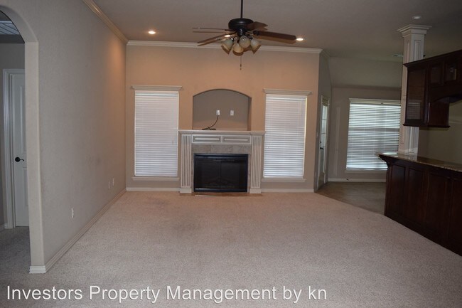 Foto del edificio - 3 br, 2 bath House - 12201 Sycamore St