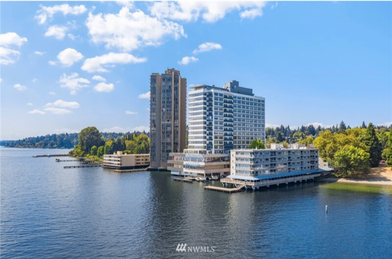 Foto principal - 1810 43rd Ave E