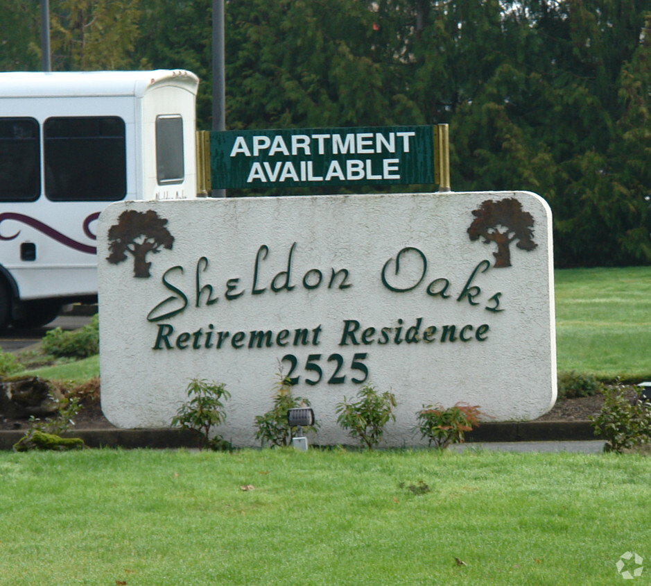 Foto del edificio - Holiday Sheldon Oaks