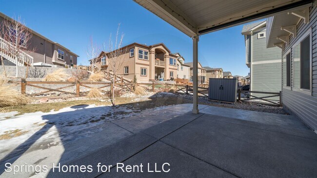 Foto del edificio - 5 br, 3.5 bath House - 6803 Backcountry Loop