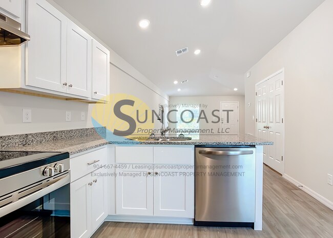 Building Photo - Modern Comfort: Your 2-Bedroom, 2-Bathroom...