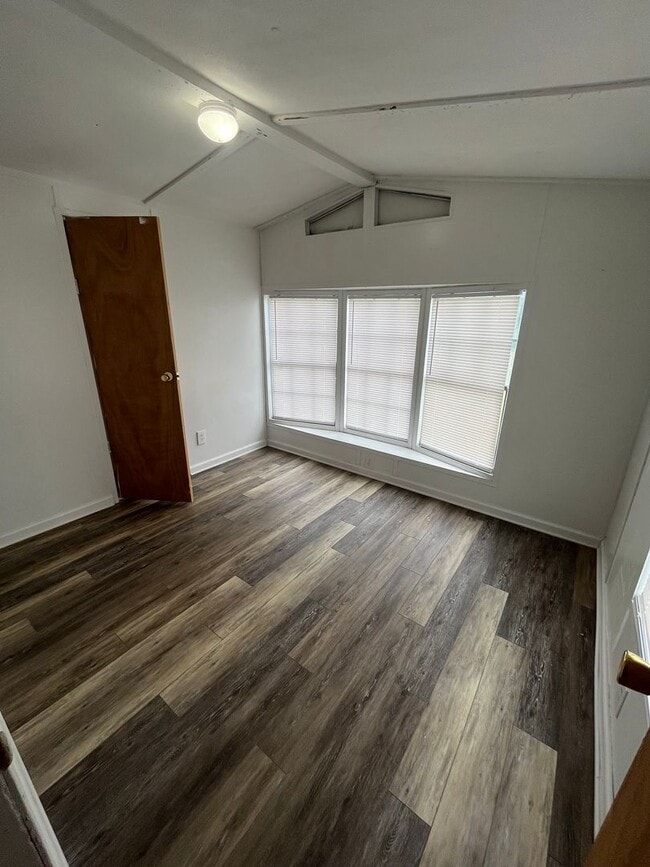 Foto del edificio - 8 Pin Oak Ln