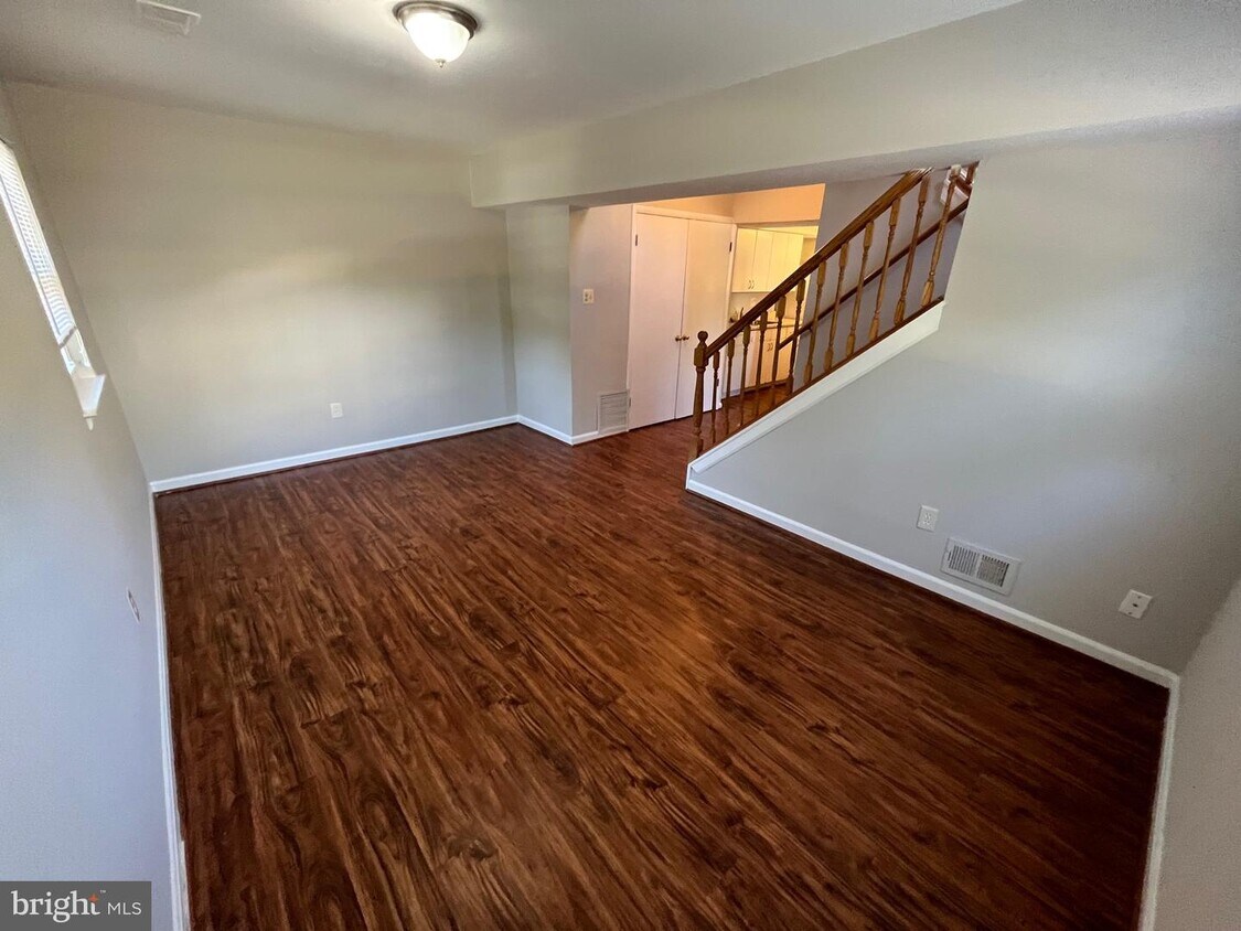 8600 Walutes Cir, Alexandria, VA 22309 Townhome Rentals in Alexandria