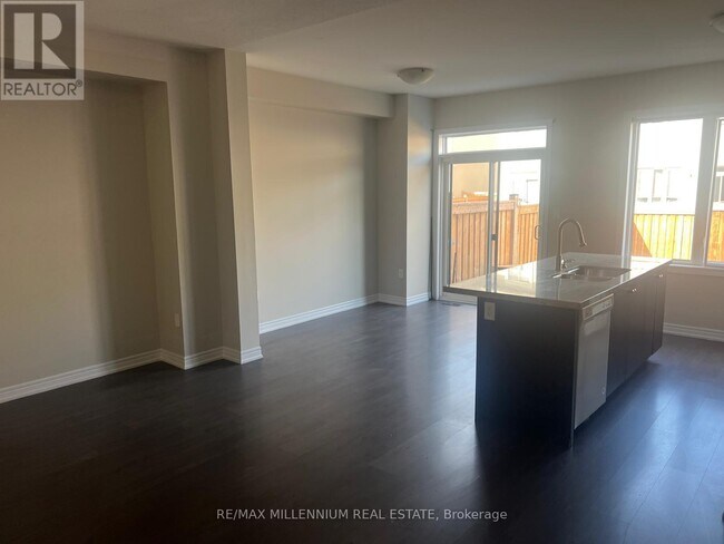 Building Photo - 76 Doris Pawley Cres