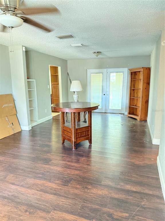 Building Photo - 3125 Ruby Dr