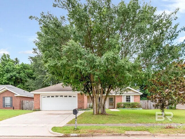 Foto del edificio - 8816 Spring Grove N