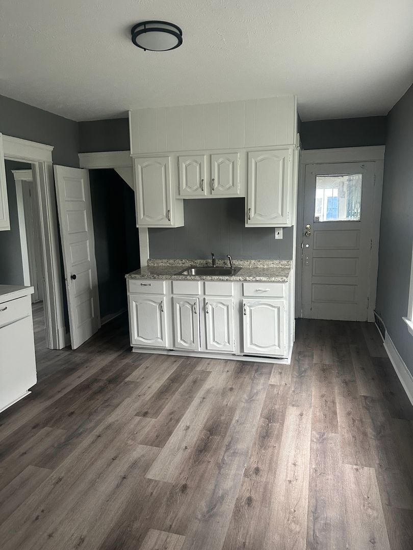 11401 Methyl Ave Cleveland, OH 44120 – photo 2