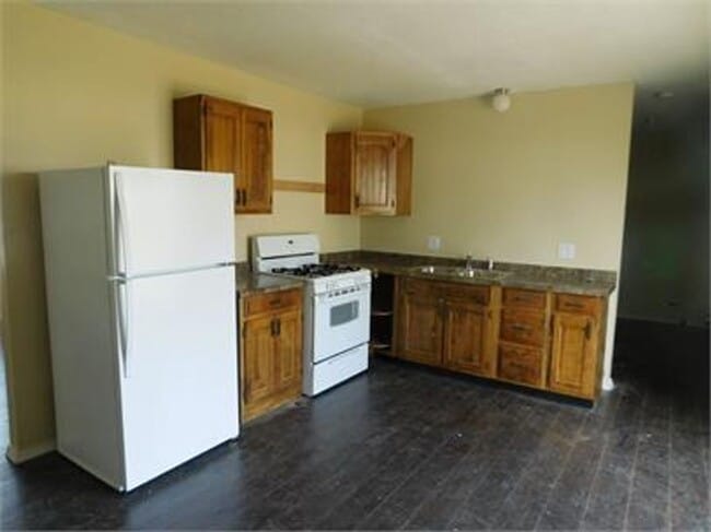 Building Photo - 2602 Dale Dr