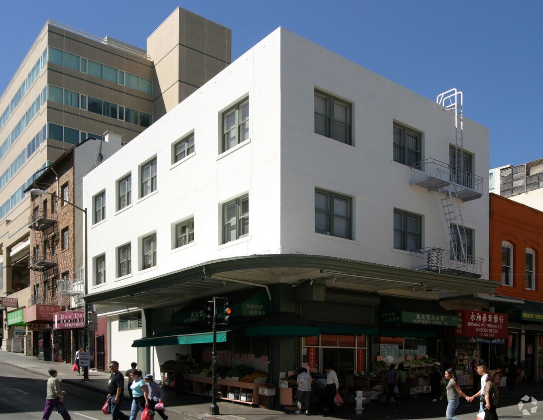 Building Photo - 1101 Grant Ave