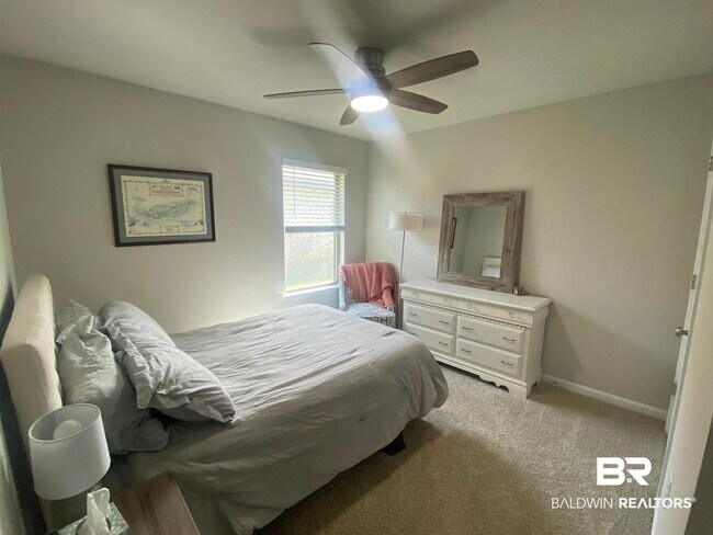 Foto del edificio - 26161 Gilmore Way
