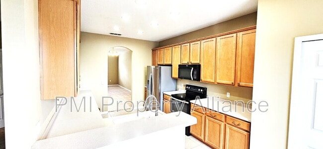 Building Photo - 4745 Walnut Ridge Dr