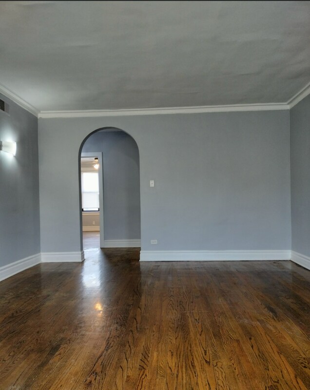 Foto del edificio - 1739 W 80th St