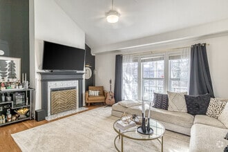 Building Photo - 109 Fieldspring Ln