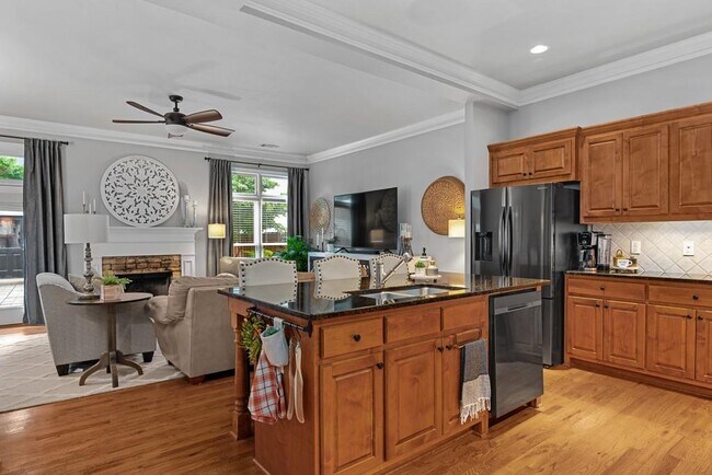 Foto del edificio - 1651 Ridenour Pkwy NW