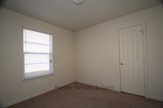 Foto del edificio - Cove Duplex