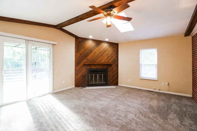 Foto del edificio - Classic 3 Bedroom Home in Cincinnati, OH