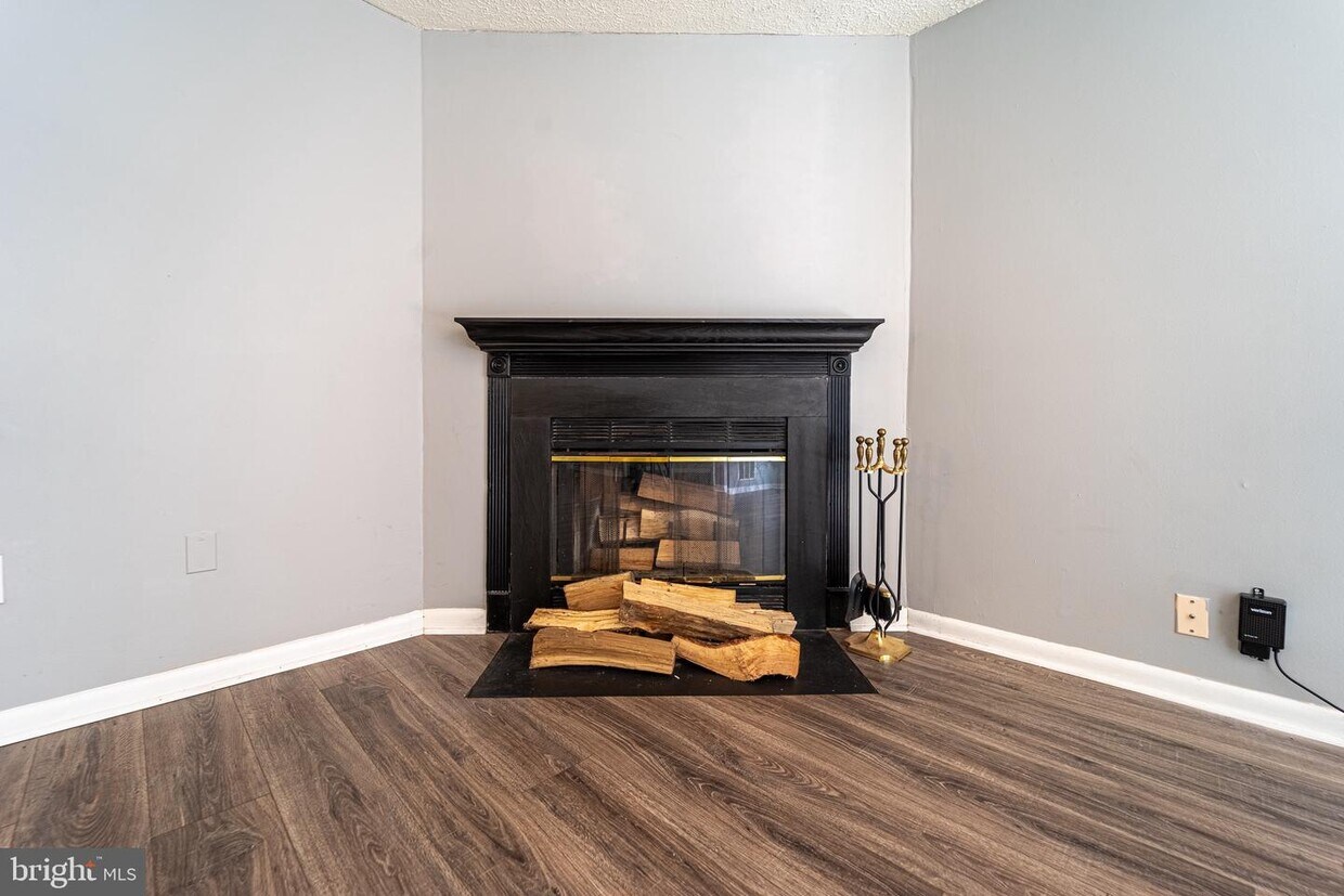 Foto principal - 8729 Ritchboro Rd