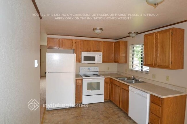 Building Photo - 1117 Cascade Dr