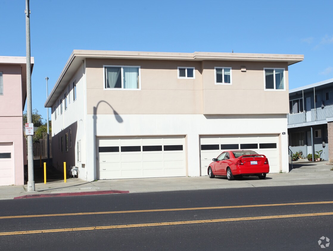 Foto del edificio - 66 Arroyo Dr