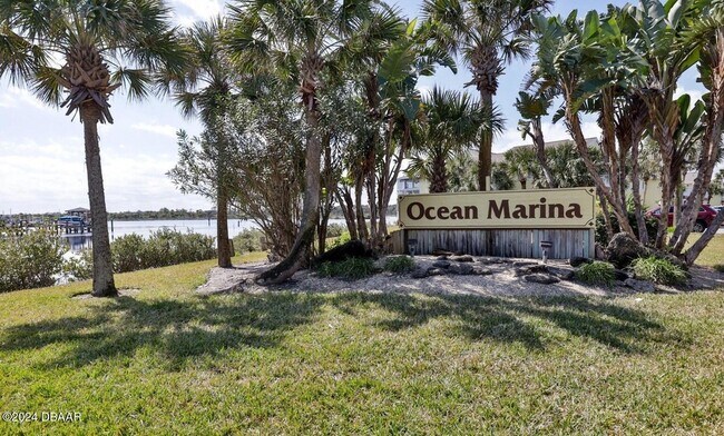 Foto del edificio - 1000 Ocean Marina Dr