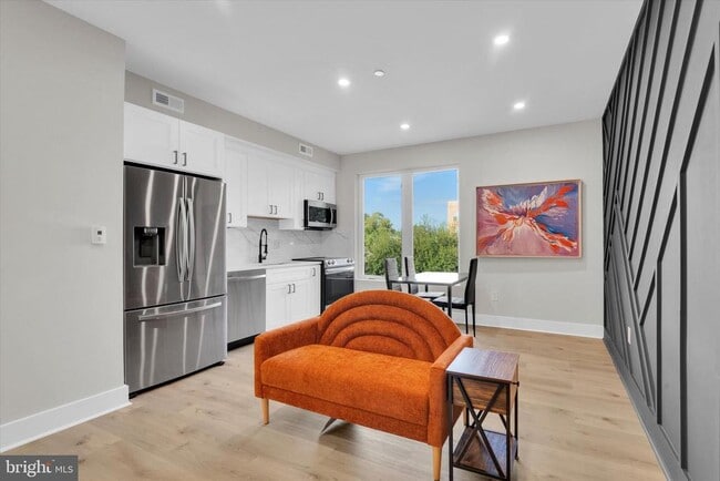 Building Photo - 1915 Benning Rd NE