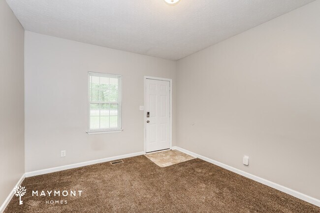 Foto del edificio - 261 Crystal Springs Rd