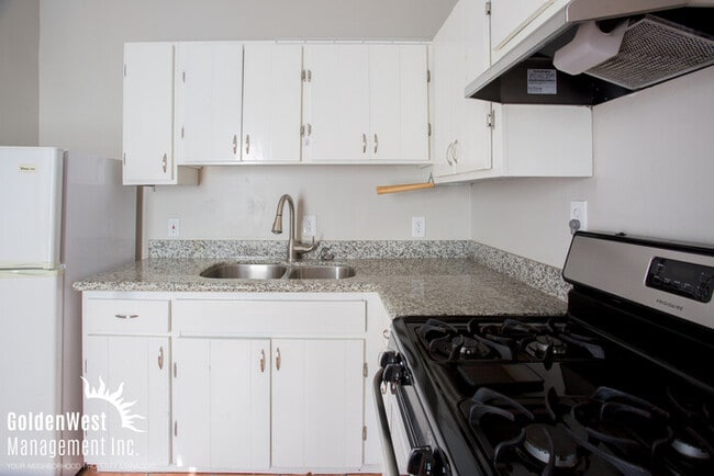 Foto del edificio - Charming 2Bdm 1Ba Duplex in Greater Corona...