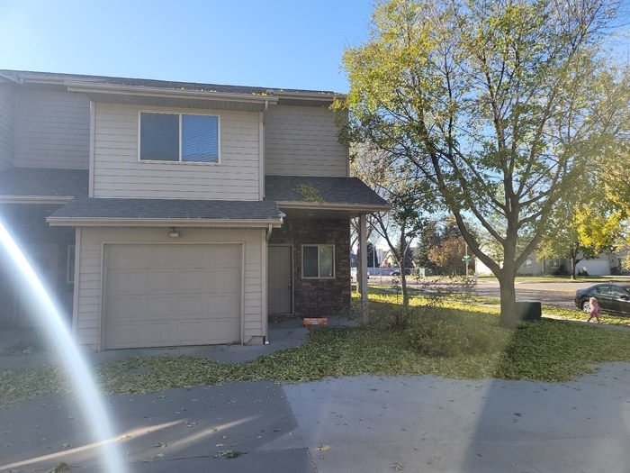 3301 W Bitterroot Ct, Sioux Falls, SD 57108 Townhome Rentals in Sioux