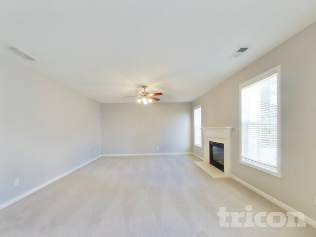 Foto del edificio - 2187 Peach Shoals Cir