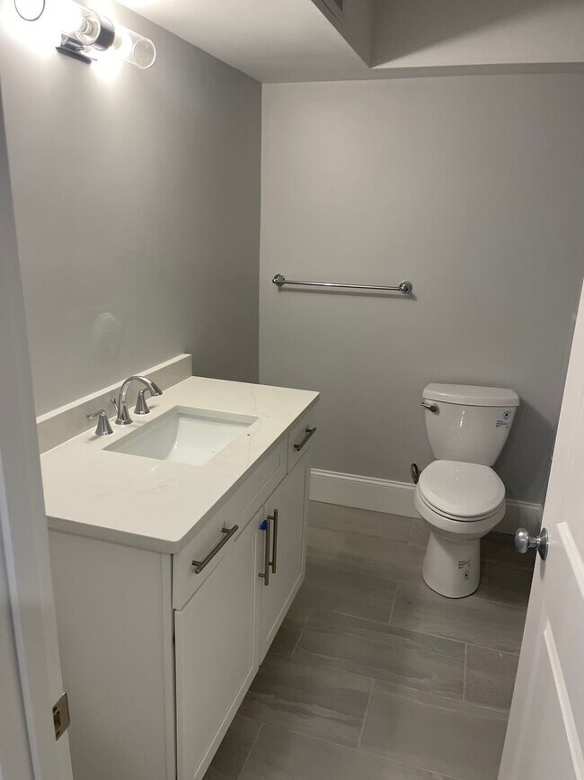 Building Photo - No Brokers Fee, No Security Deposit, In-Unit Washer and Dryer, Central Heat/AC, New Construction