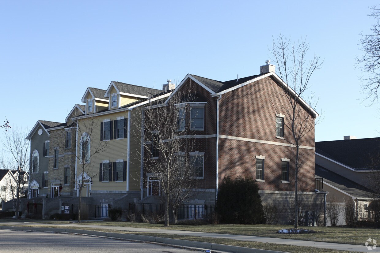 Foto del edificio - Bristol Bay Condominiums