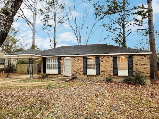 Photo - 955 Poplar Leaf Road House