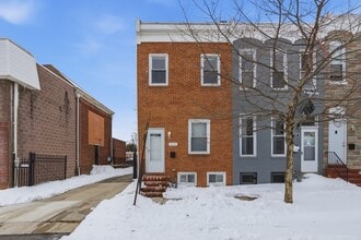 Building Photo - 212 S Loudon Ave