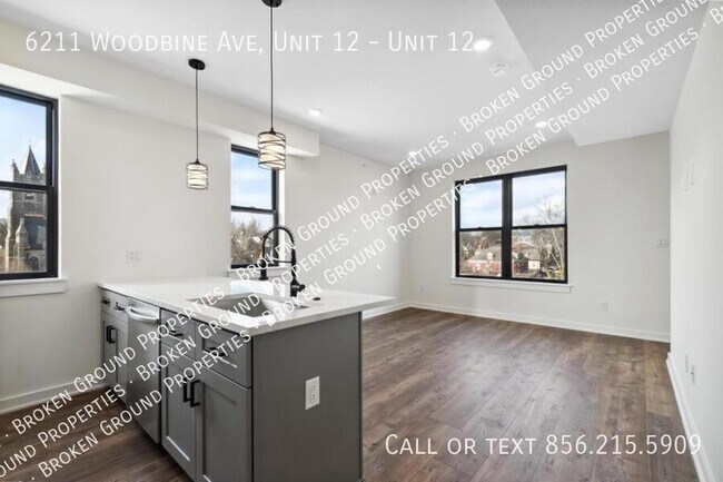 Building Photo - 6211 Woodbine Ave