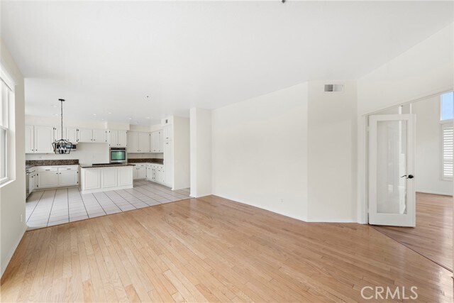 Foto del edificio - 8 Via Jazmin