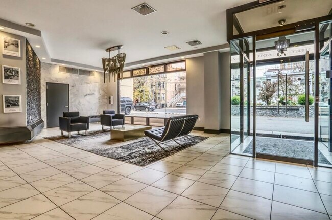 Foto del edificio - 75 Liberty Ave